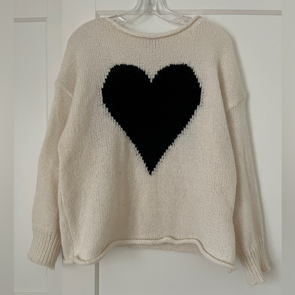 Heart Design Sweater - Cream and Black